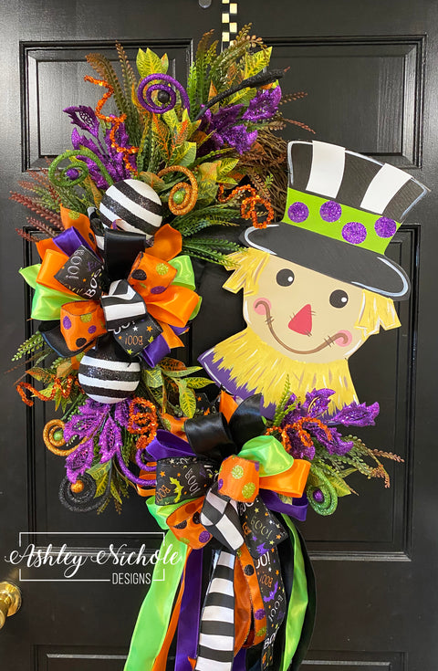 Halloween Scarecrow - Black/White - Oval Wreath