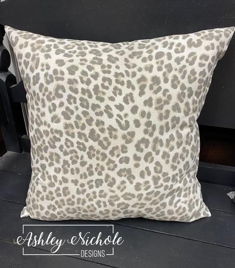 Outdoor Pillow - Leopard Neutral