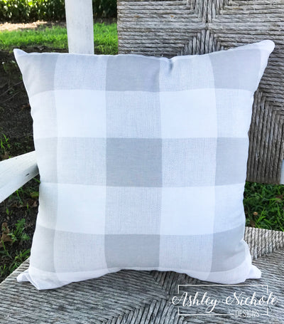 Outdoor Pillow - Grey & White Buffalo Check