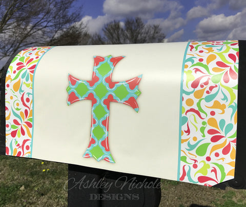 Scalloped Cross-Quatrefoil - Magnetic Vinyl Mailbox Cover